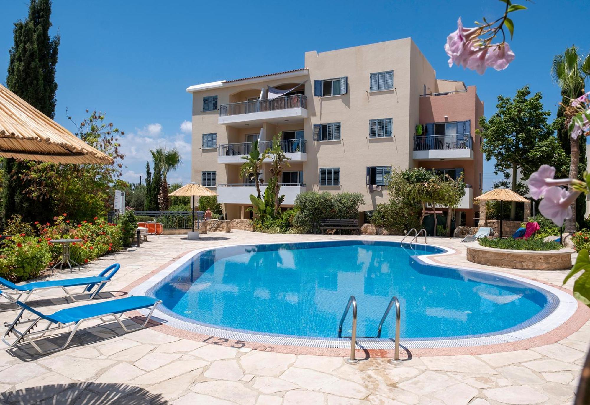 Hermes Gardens Paphos Exterior foto